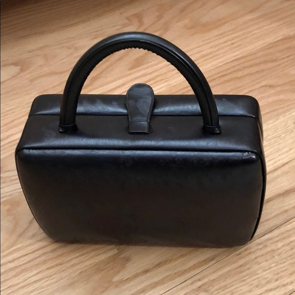 Vintage Prestige Handbag. - Picture 2 of 8